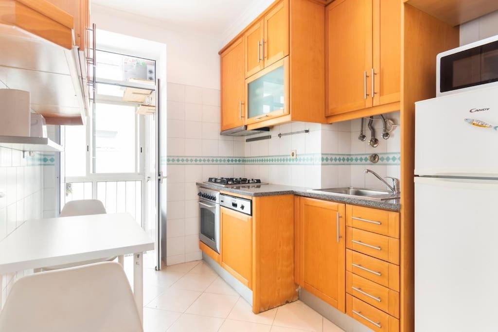 Spacious Apartment Near Saldanha Lisboa Eksteriør bilde