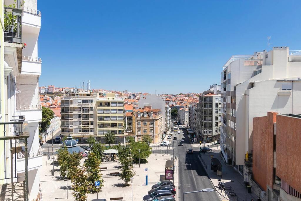 Spacious Apartment Near Saldanha Lisboa Eksteriør bilde